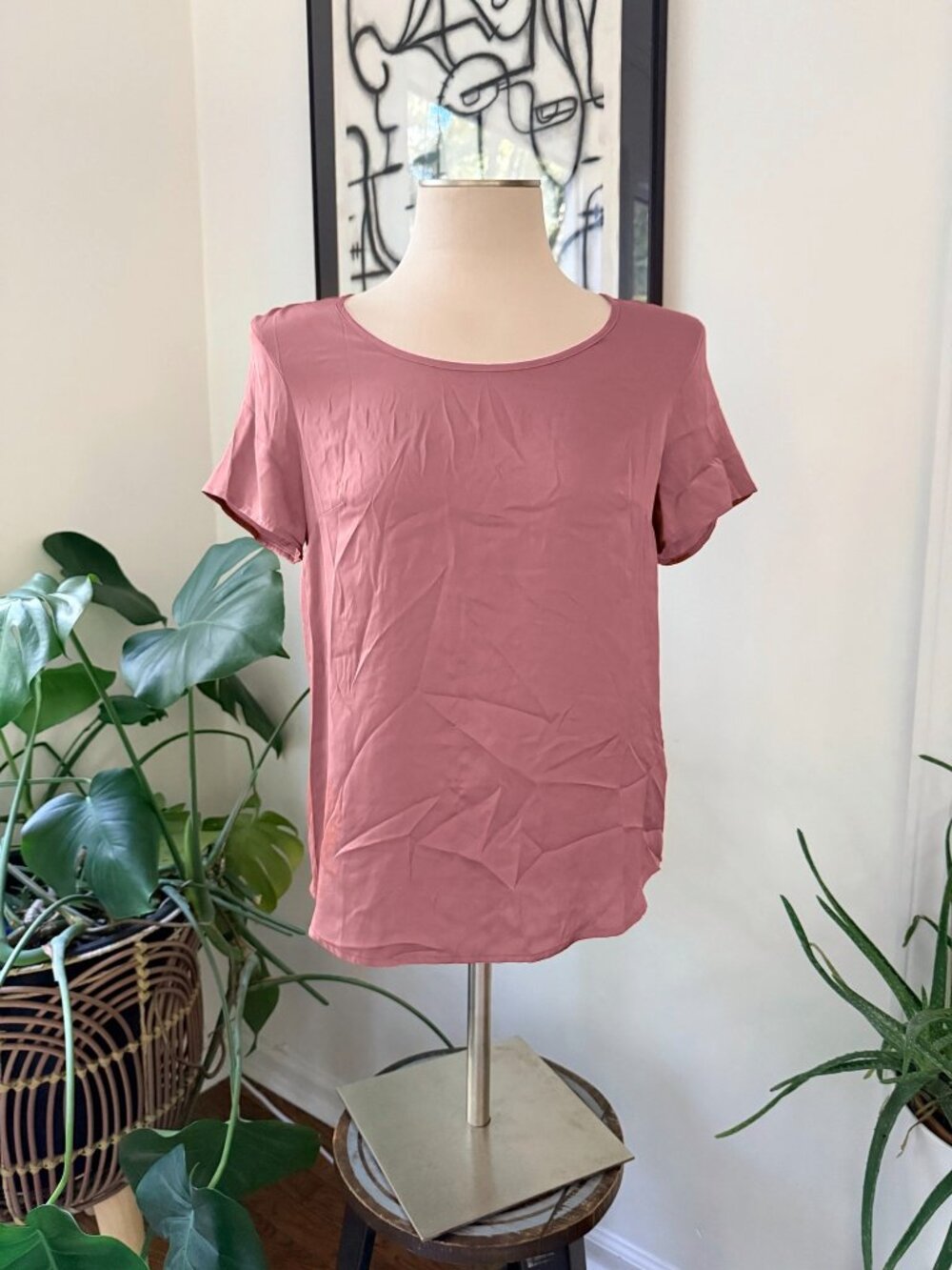 Quince Washable Stretch Silk Tee - Size Small